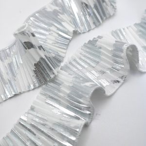 Tira plisada destello felino Plata