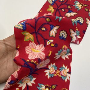 Corte dupont rojo floral