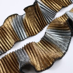 Plisado Dark gold